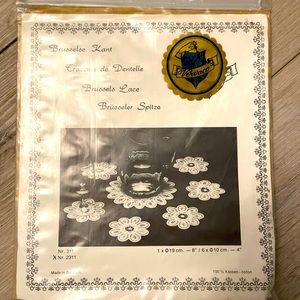 Vervaco Brussels Lace Kit 1 Large 8” and 6 Small 4” - Made in Belgium